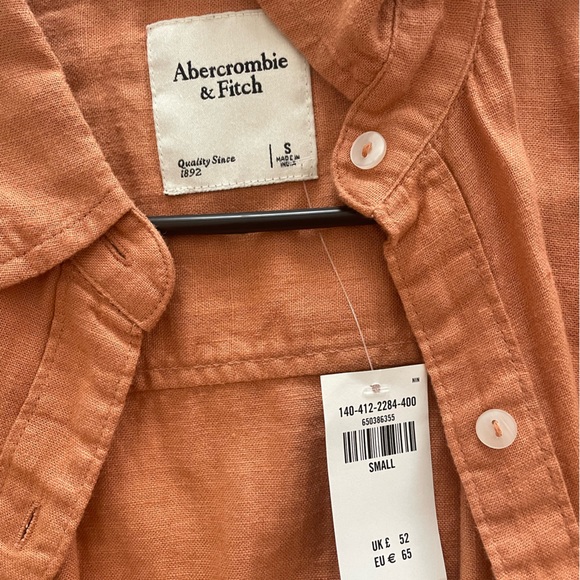 COPY - Abercrombie Linen button up - Picture 2 of 2